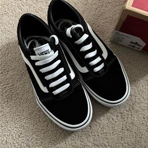 Women’s Suede & Canvas VANS